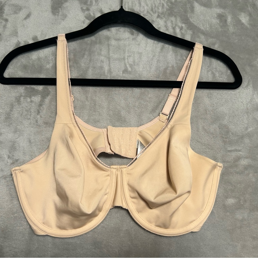Wacoal High Standards Underwire Bra Womenโs 36D Nude Beige